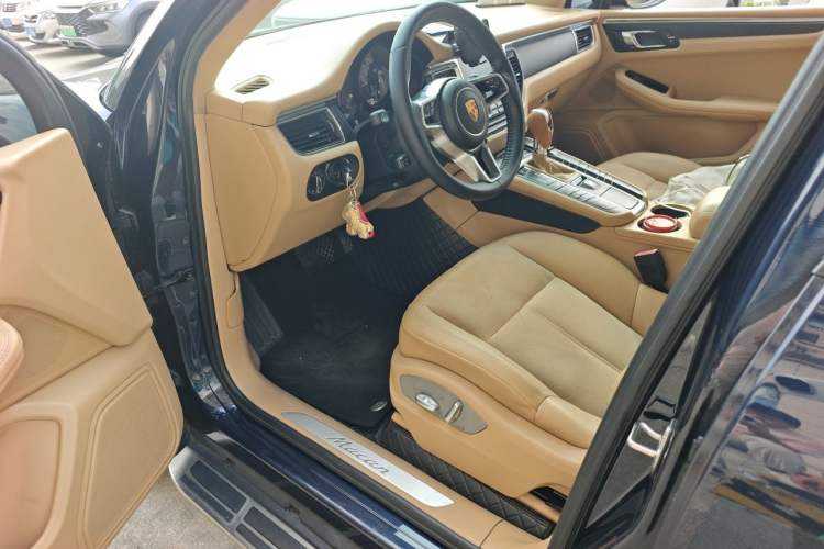 Used Porsche Macan 2017 Macan 2.0T Driver Seat