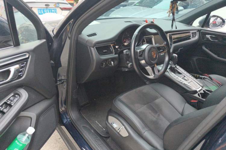 Used Porsche Macan 2017 Macan 2.0T Driver Seat
