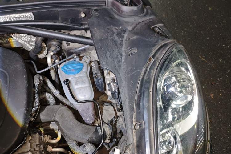 Used Porsche Macan 2017 Macan 2.0T Engine Bay Left