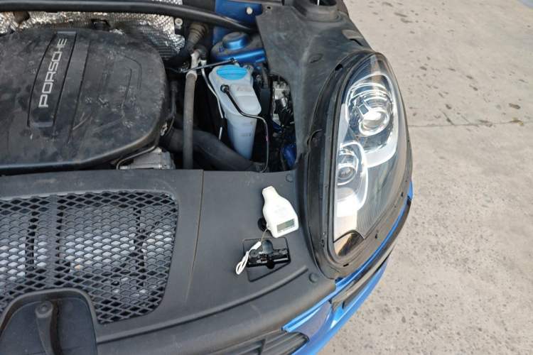 Used Porsche Macan 2017 Macan 2.0T Engine Bay Left