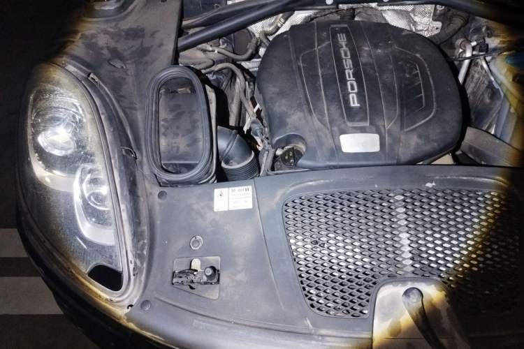 Used Porsche Macan 2017 Macan 2.0T Engine Bay Right
