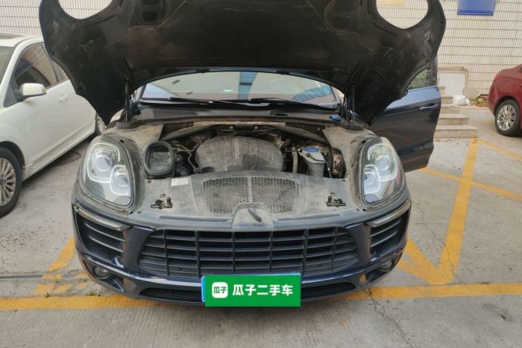 Used Porsche Macan 2017 Macan 2.0T Engine Bay