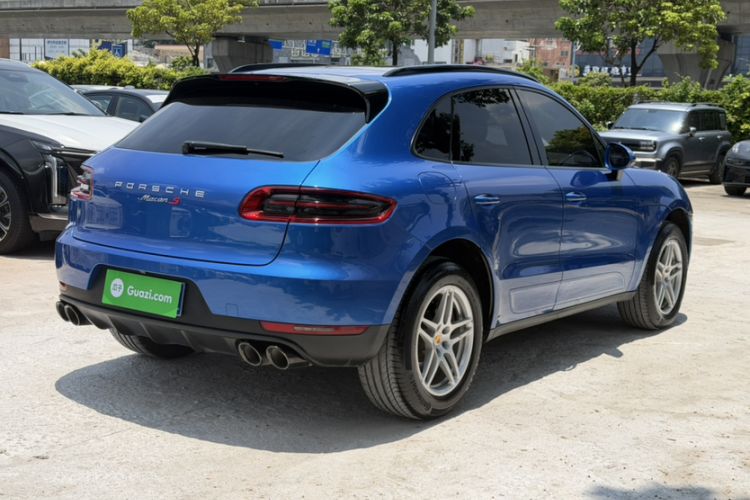 Used Porsche Macan 2017 Macan 2.0T Exterior 2