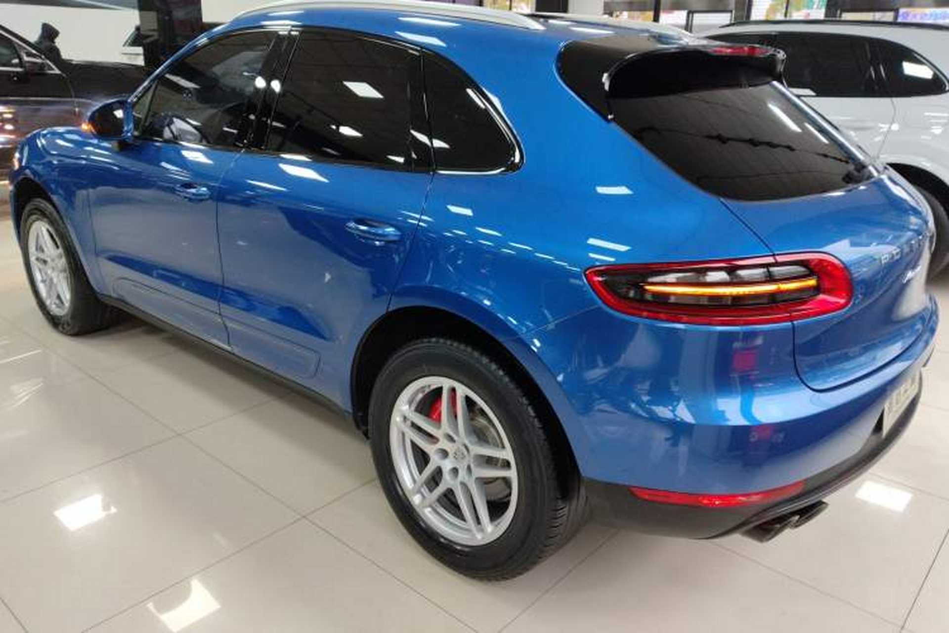 Used Porsche Macan 2017 Macan 2.0T Exterior 2