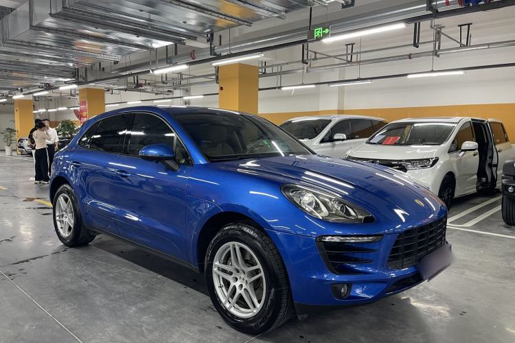Used Porsche Macan 2017 Macan 2.0T Exterior 2