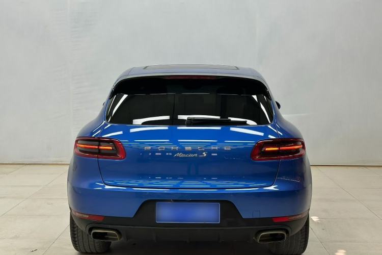Used Porsche Macan 2017 Macan 2.0T Exterior 4