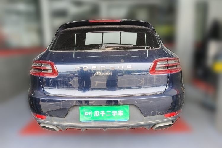 Used Porsche Macan 2017 Macan 2.0T Exterior 4