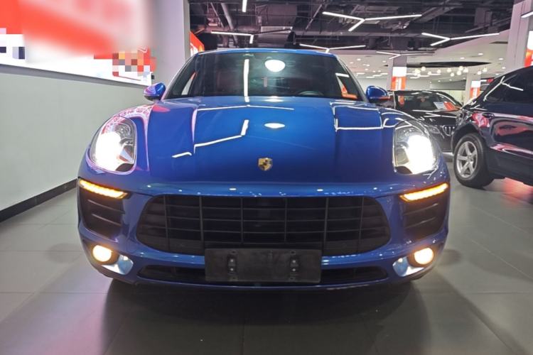 Used Porsche Macan 2017 Macan 2.0T Front