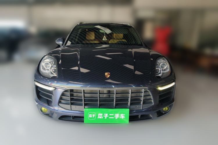 Used Porsche Macan 2017 Macan 2.0T Front