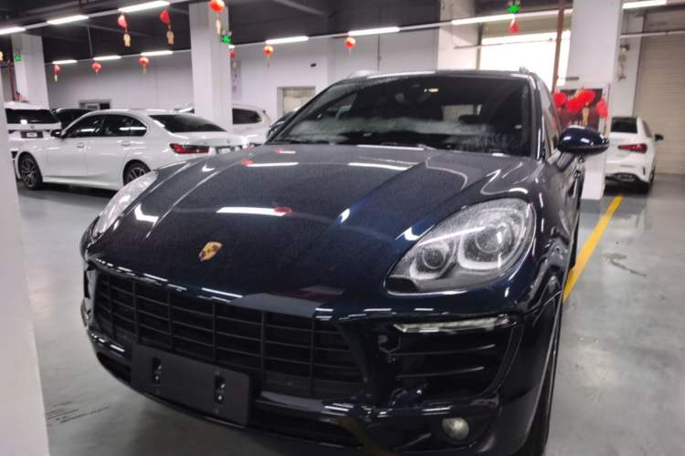 Used Porsche Macan 2017 Macan 2.0T Front