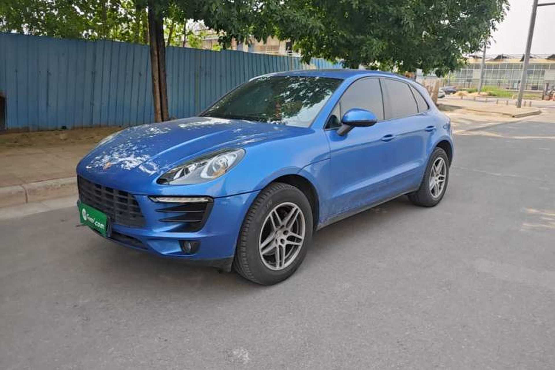 Used Porsche Macan 2017 Macan 2.0T Front Left 45 Deg