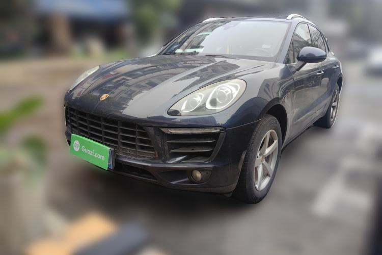 Used Porsche Macan 2017 Macan 2.0T Front Left 45 Deg