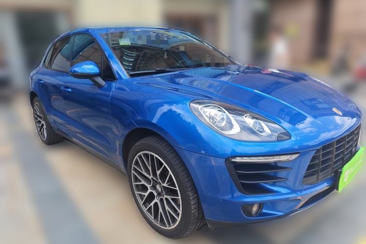 Used Porsche Macan 2017 Macan 2.0T Front Right 45 Deg
