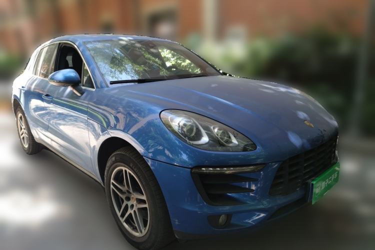 Used Porsche Macan 2017 Macan S 3.0T Front Right 45 Deg