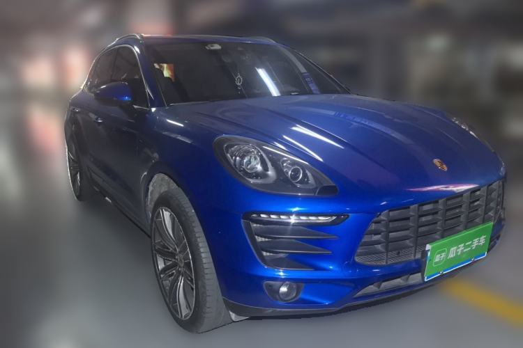 Used Porsche Macan 2017 Macan S 3.0T Front Right 45 Deg