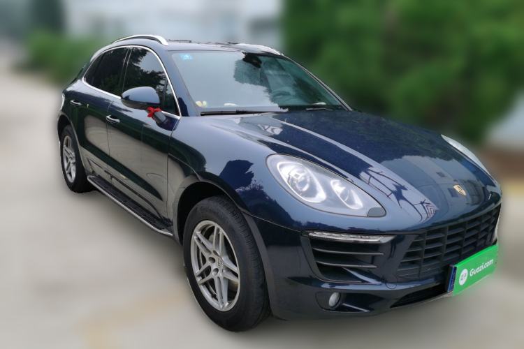 Used Porsche Macan 2017 Macan S 3.0T Front Right 45 Deg