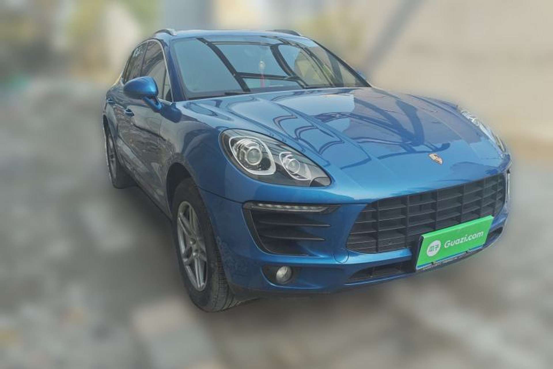 Used Porsche Macan 2017 Macan 2.0T Front Right 45 Deg
