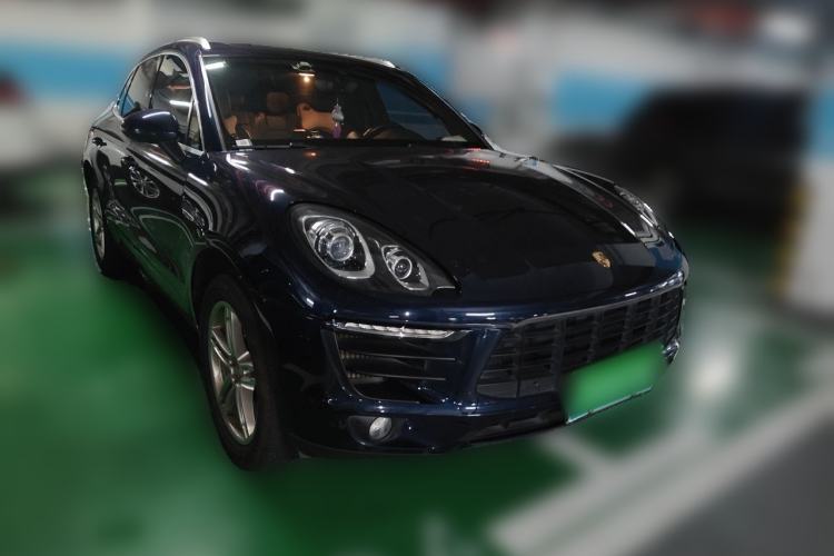 Used Porsche Macan 2017 Macan S 3.0T Front Right 45 Deg