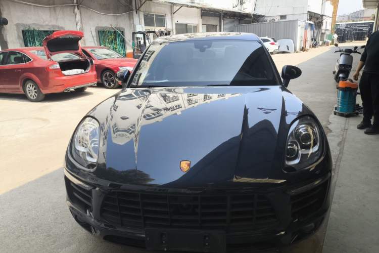 Used Porsche Macan 2017 Macan S 3.0T Front