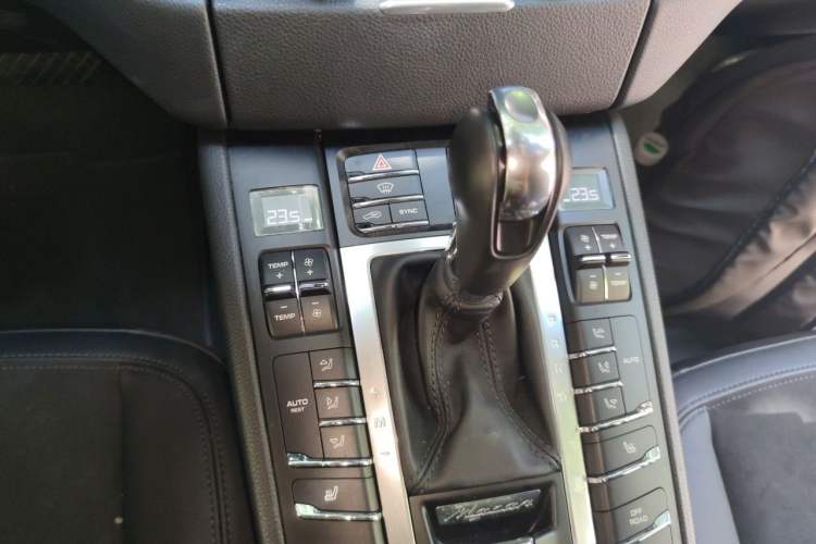 Used Porsche Macan 2017 Macan S 3.0T Gear Lever
