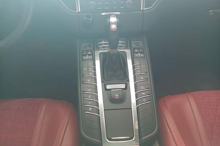 Used Porsche Macan 2017 Macan S 3.0T Gear Lever