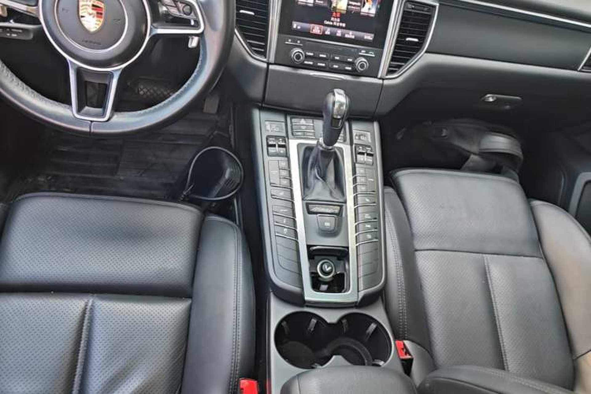 Used Porsche Macan 2017 Macan 2.0T Gear Lever