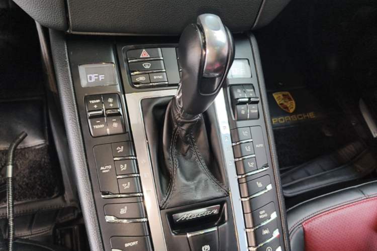Used Porsche Macan 2017 Macan S 3.0T Gear Lever