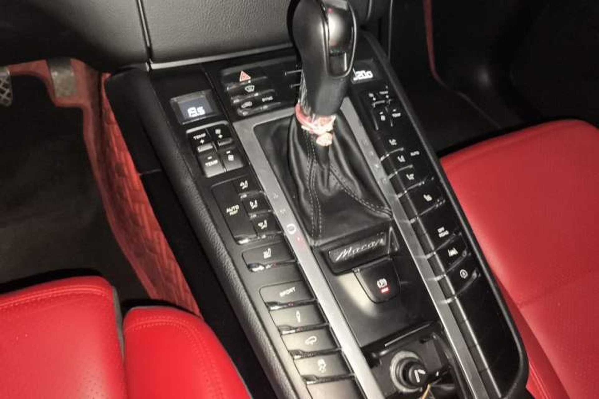 Used Porsche Macan 2017 Macan S 3.0T Gear Lever