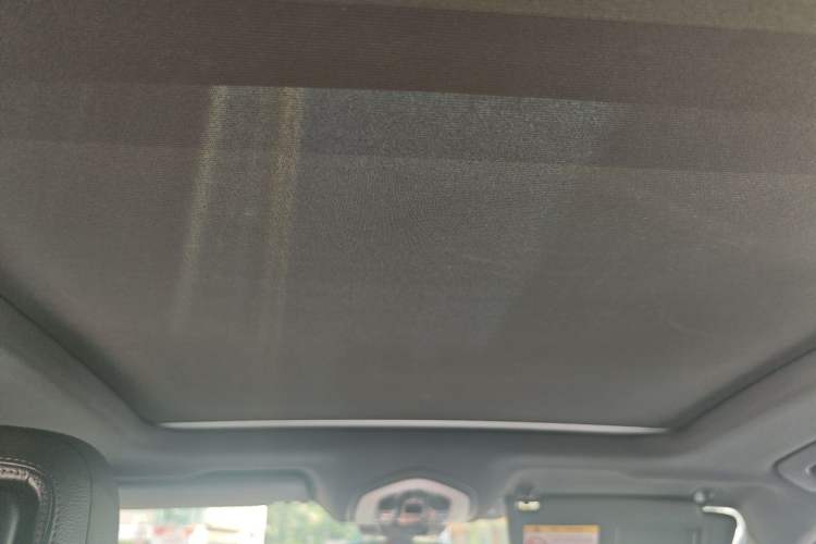 Used Porsche Macan 2017 Macan 2.0T Headliner