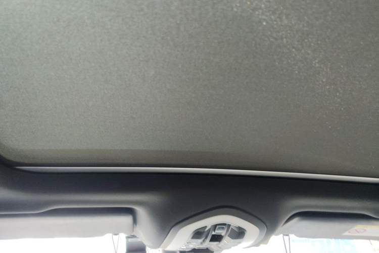 Used Porsche Macan 2017 Macan 2.0T Headliner