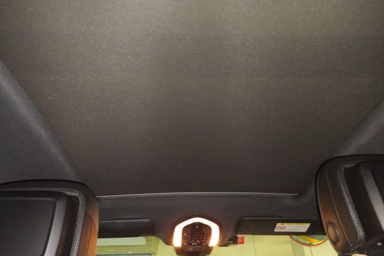 Used Porsche Macan 2017 Macan 2.0T Headliner