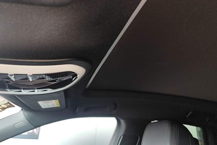 Used Porsche Macan 2017 Macan 2.0T Headliner
