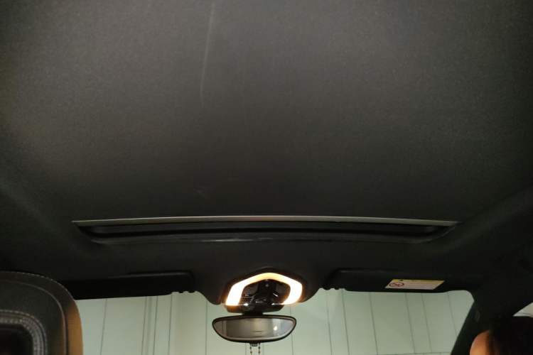 Used Porsche Macan 2017 Macan 2.0T Headliner