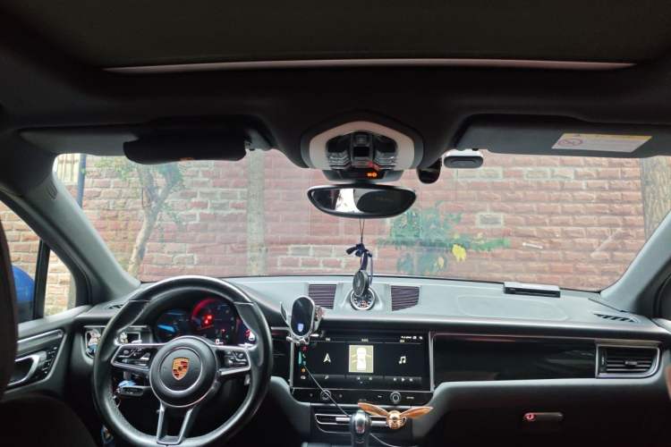 Used Porsche Macan 2017 Macan 2.0T Headliner