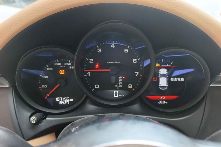 Used Porsche Macan 2017 Macan 2.0T Instrument Cluster