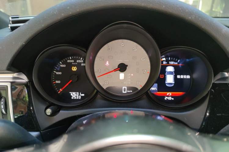 Used Porsche Macan 2017 Macan S 3.0T Instrument Cluster