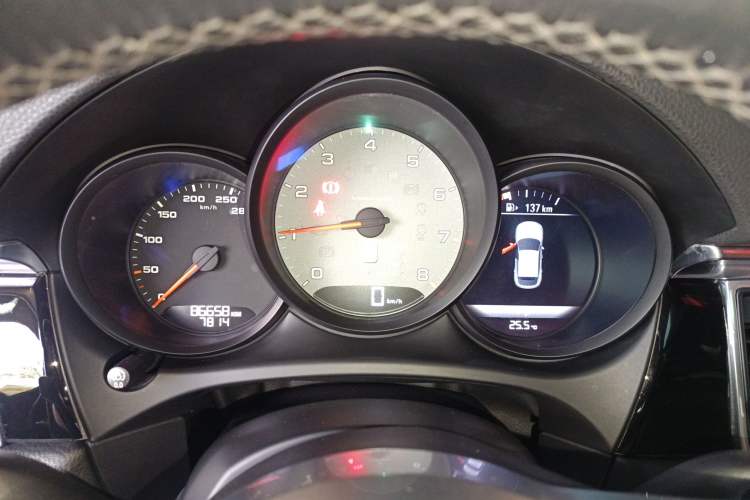 Used Porsche Macan 2017 Macan S 3.0T Instrument Cluster
