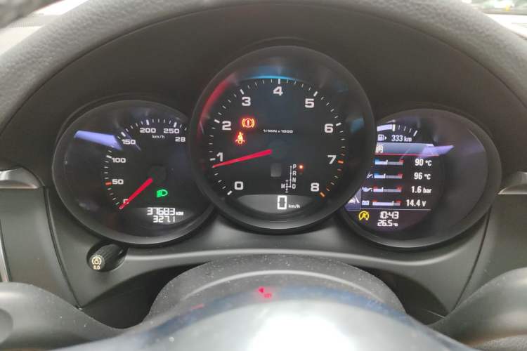 Used Porsche Macan 2017 Macan 2.0T Instrument Cluster