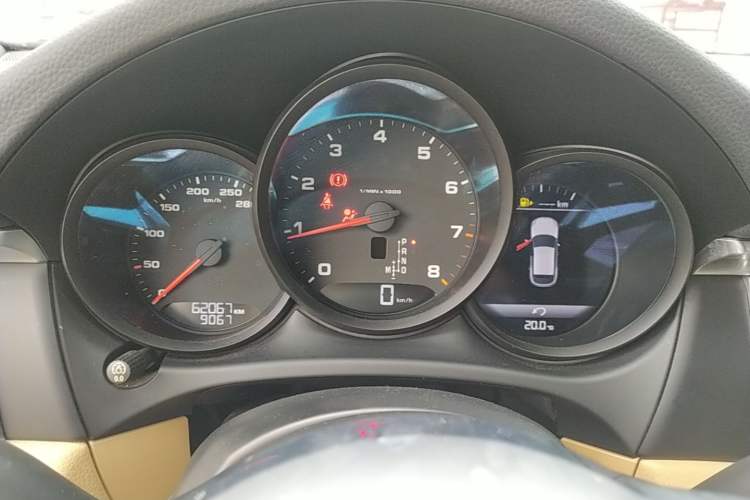 Used Porsche Macan 2017 Macan 2.0T Instrument Cluster