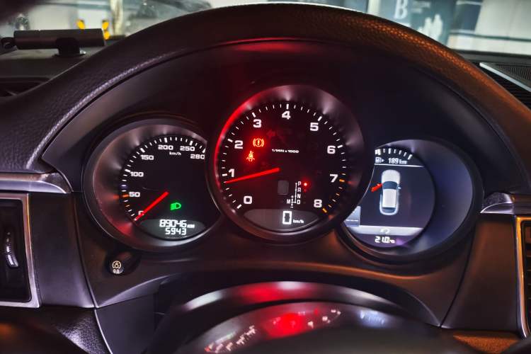 Used Porsche Macan 2017 Macan 2.0T Instrument Cluster