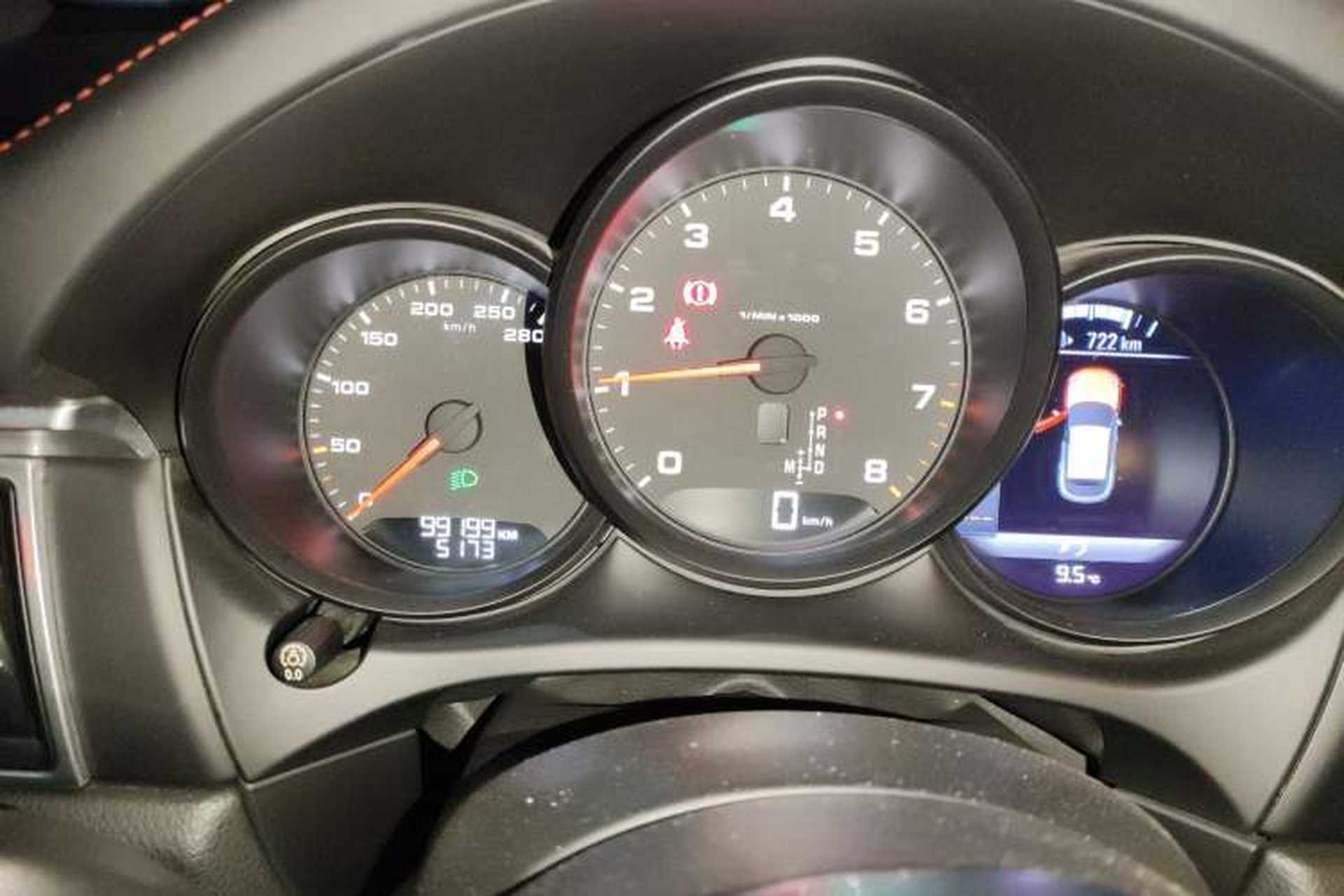 Used Porsche Macan 2017 Macan 2.0T Instrument Cluster