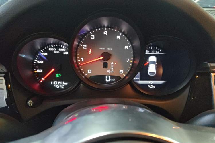 Used Porsche Macan 2017 Macan S 3.0T Instrument Cluster