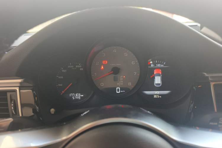 Used Porsche Macan 2017 Macan S 3.0T Instrument Cluster
