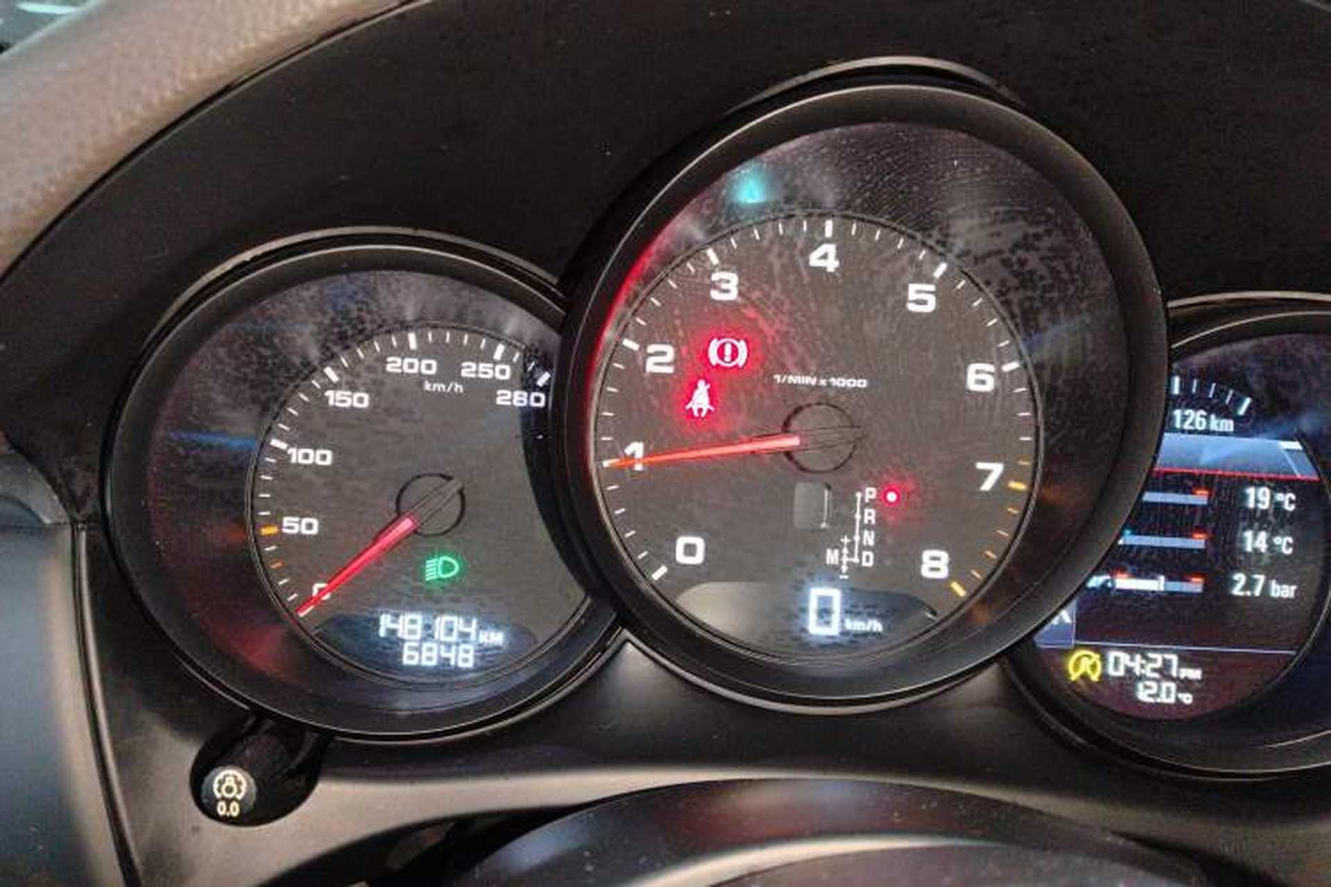 Used Porsche Macan 2017 Macan 2.0T Instrument Cluster