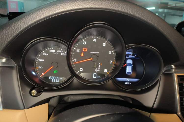 Used Porsche Macan 2017 Macan 2.0T Instrument Cluster