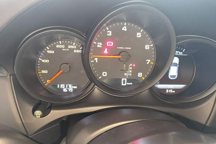 Used Porsche Macan 2017 Macan 2.0T Instrument Cluster