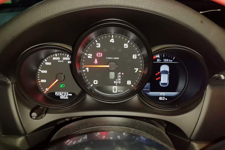 Used Porsche Macan 2017 Macan 2.0T Instrument Cluster