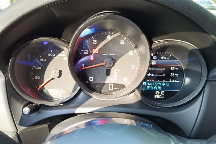 Used Porsche Macan 2017 Macan 2.0T Instrument Cluster