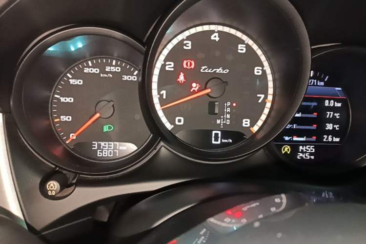 Used Porsche Macan 2017 Macan Turbo 3.6T Instrument Cluster