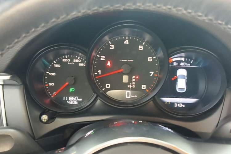 Used Porsche Macan 2017 Macan 2.0T Instrument Cluster